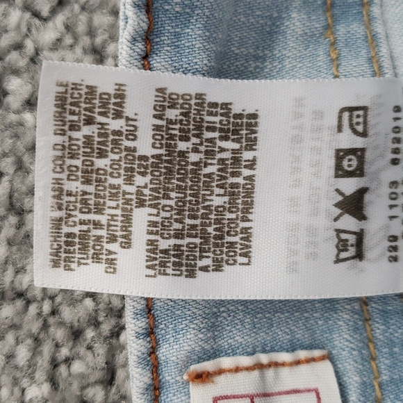 Levis womens cropped jeans - Picture 10 of 14